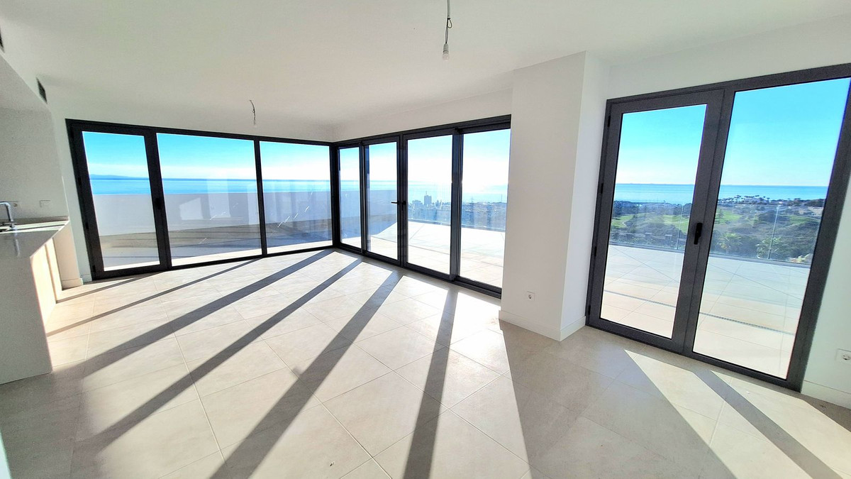 Appartement te koop in Manilva | 3 slaapkamers H5526313