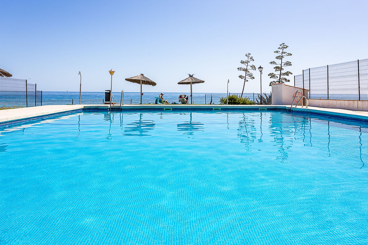 Finca - Cortijo te koop in Manilva | 1 slaapkamers H5526490