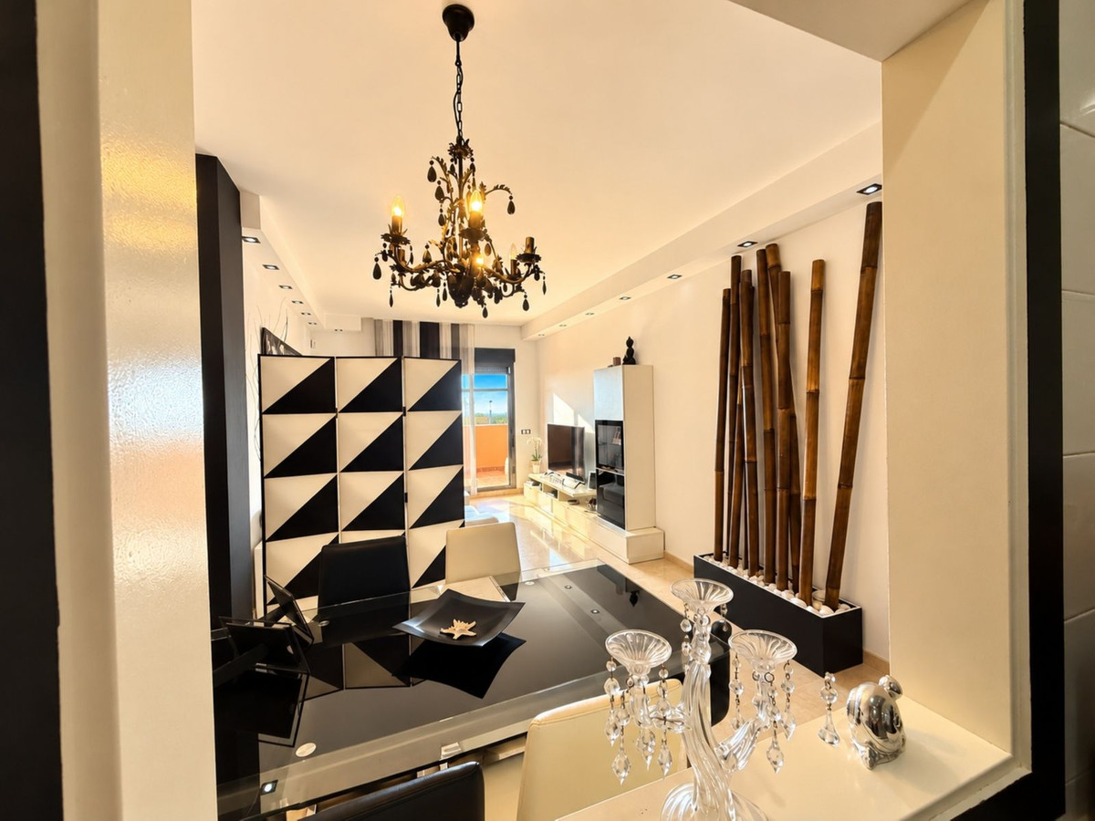 Appartement te koop in Manilva | 2 slaapkamers H5527306