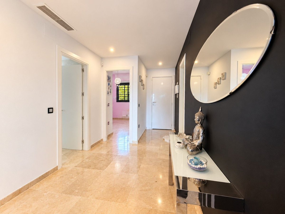 Appartement te koop in Manilva | 2 slaapkamers H5527306