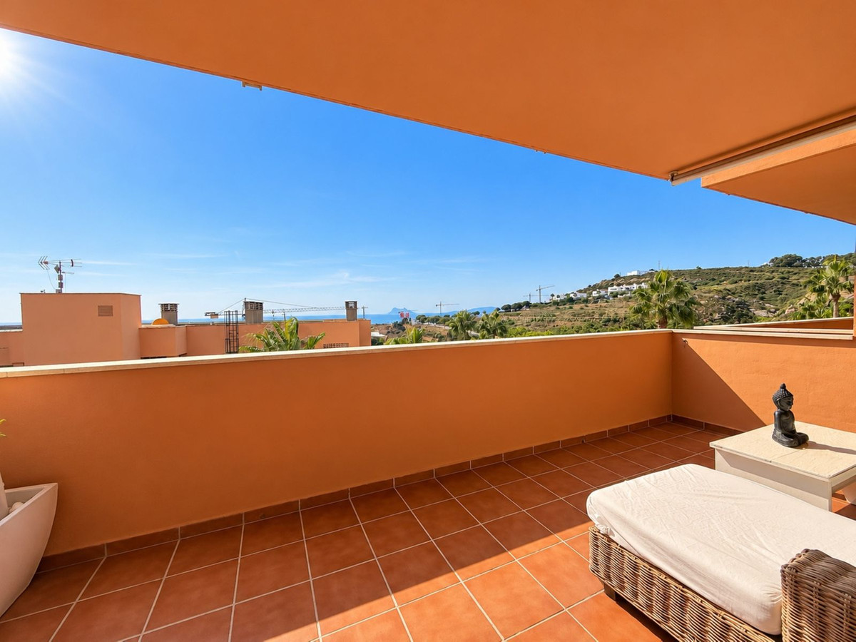 Appartement te koop in Manilva | 2 slaapkamers H5527306