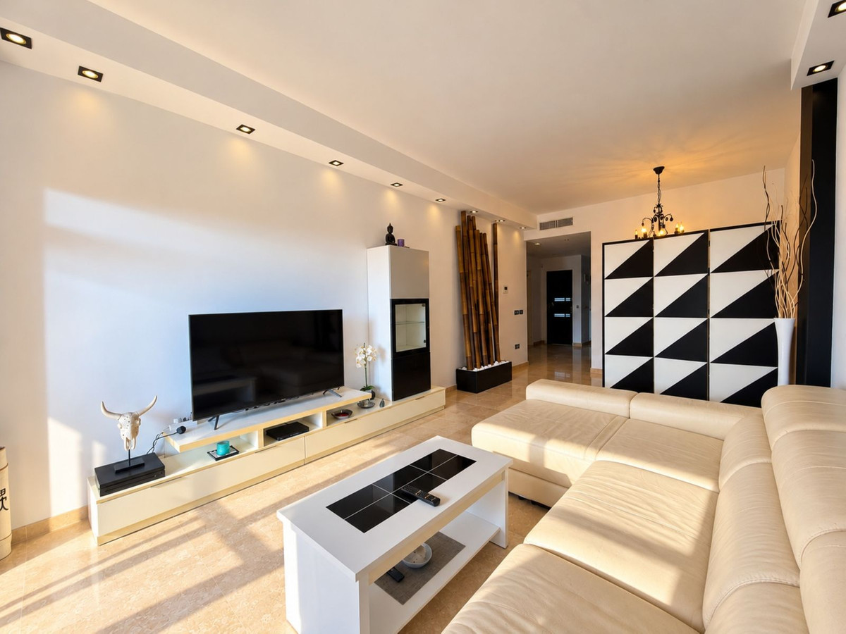 Appartement te koop in Manilva | 2 slaapkamers H5527306