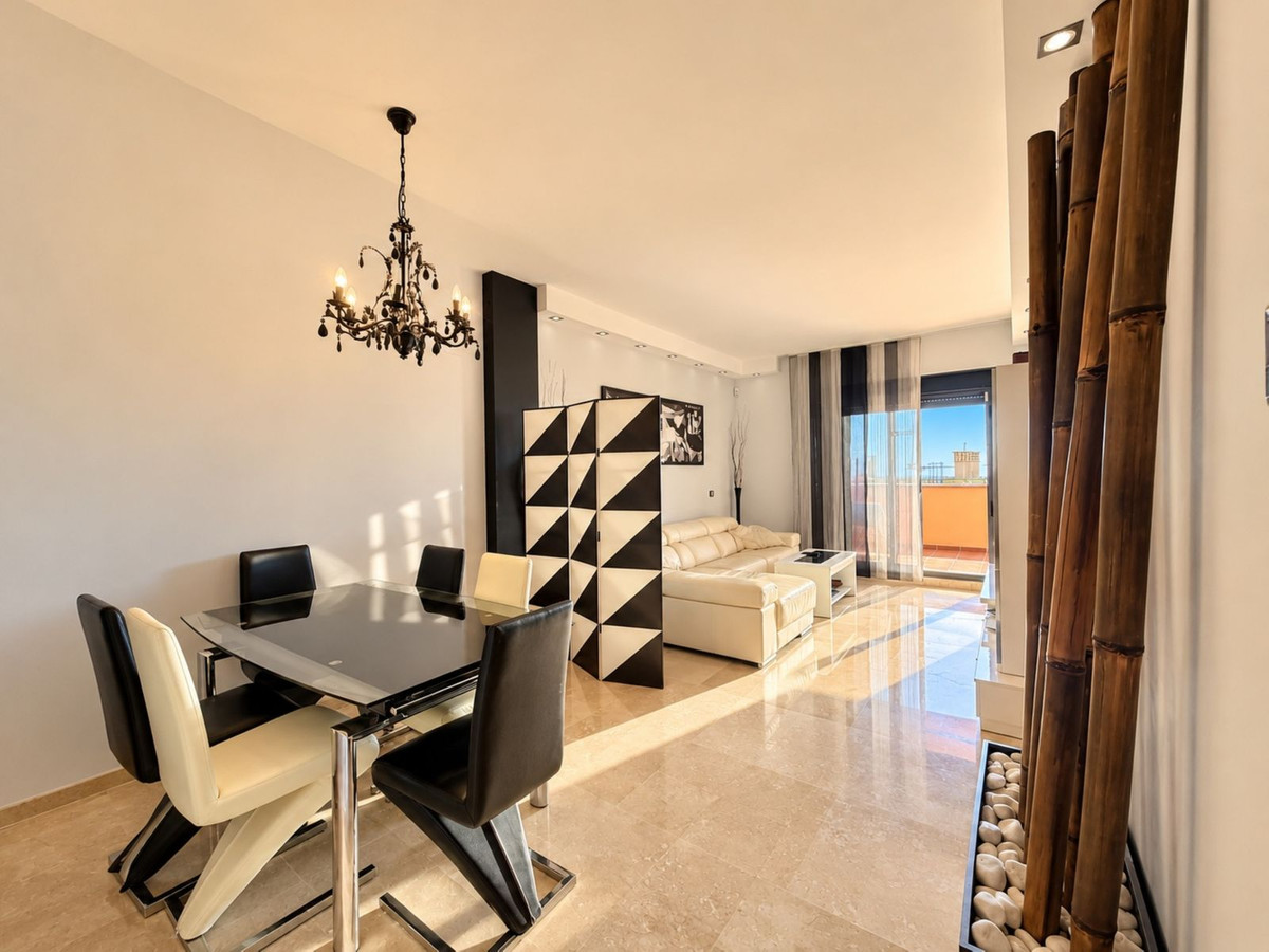 Appartement te koop in Manilva | 2 slaapkamers H5527306