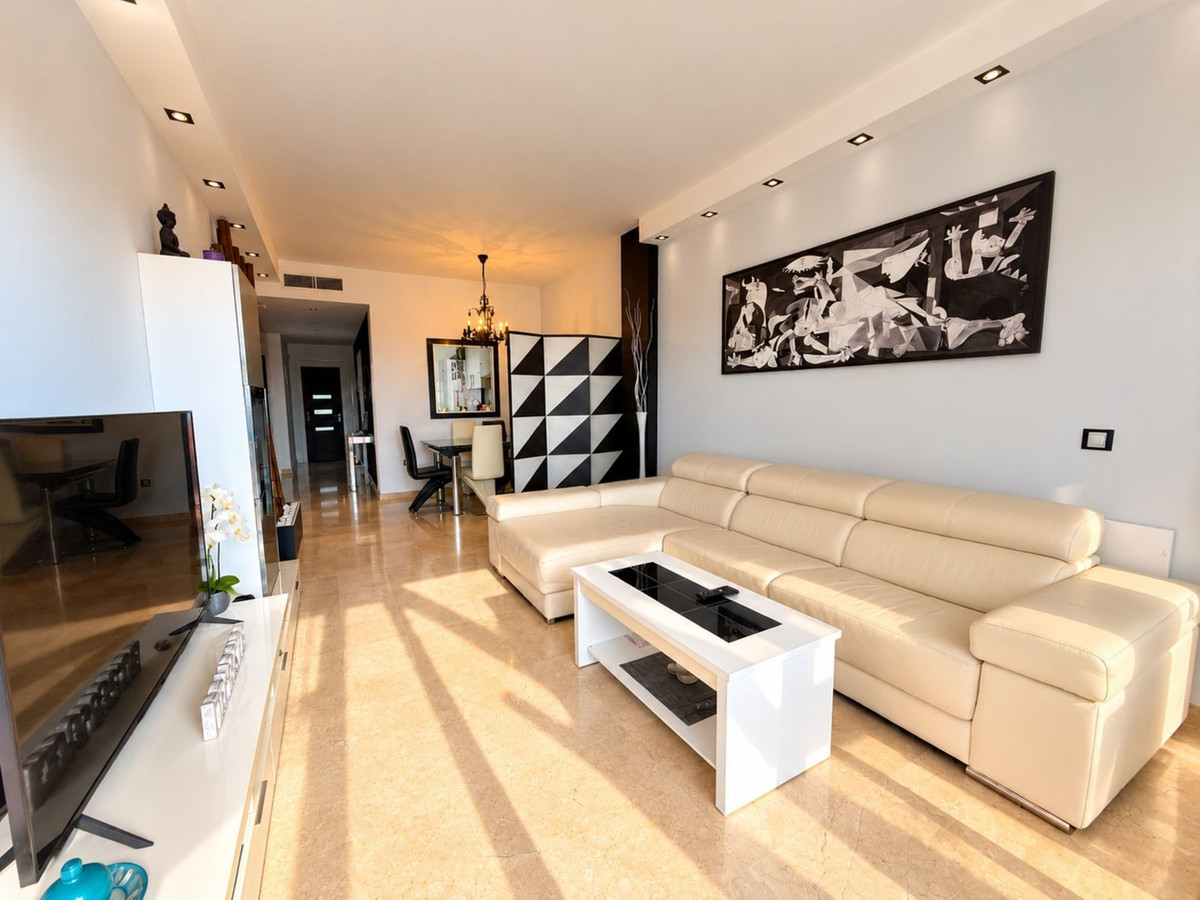 Appartement te koop in Manilva | 2 slaapkamers H5527306