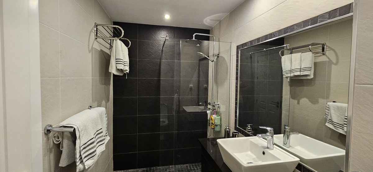Penthouse te koop in Manilva | 2 slaapkamers H5527651