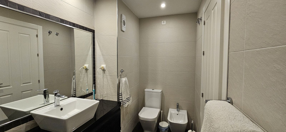 Penthouse te koop in Manilva | 2 slaapkamers H5527651