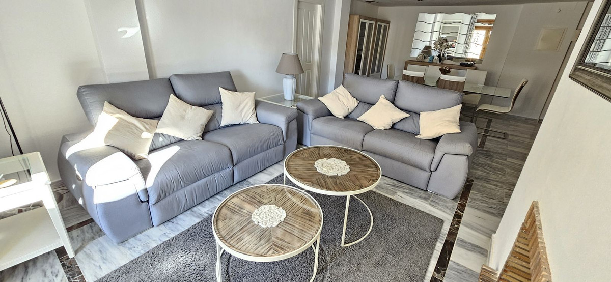 Penthouse te koop in Manilva | 2 slaapkamers H5527651