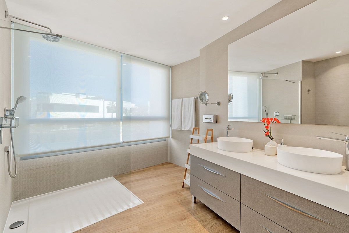Penthouse te koop in Marbella | 4 slaapkamers H4346290