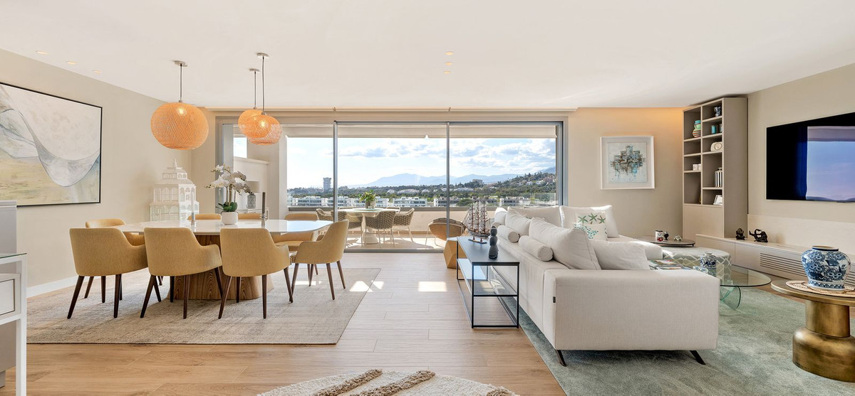Penthouse te koop in Marbella | 4 slaapkamers H4346290