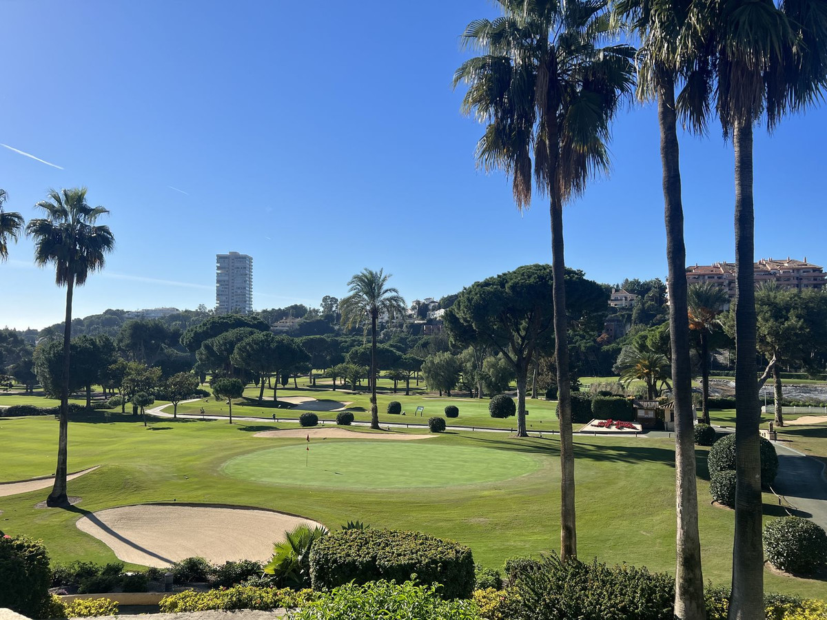 Penthouse te koop in Marbella | 4 slaapkamers H4346290