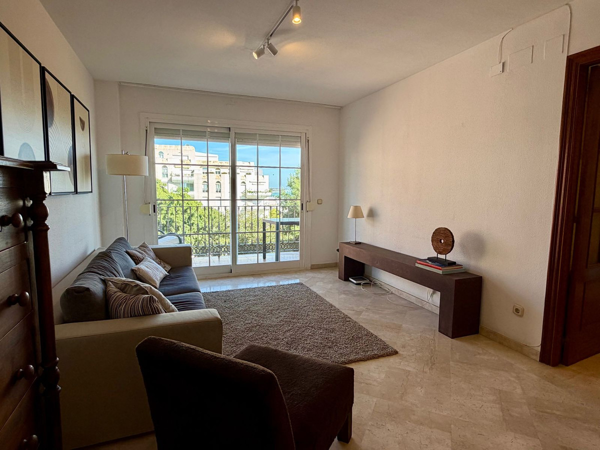 Appartement te koop in Marbella | 3 slaapkamers H4731361