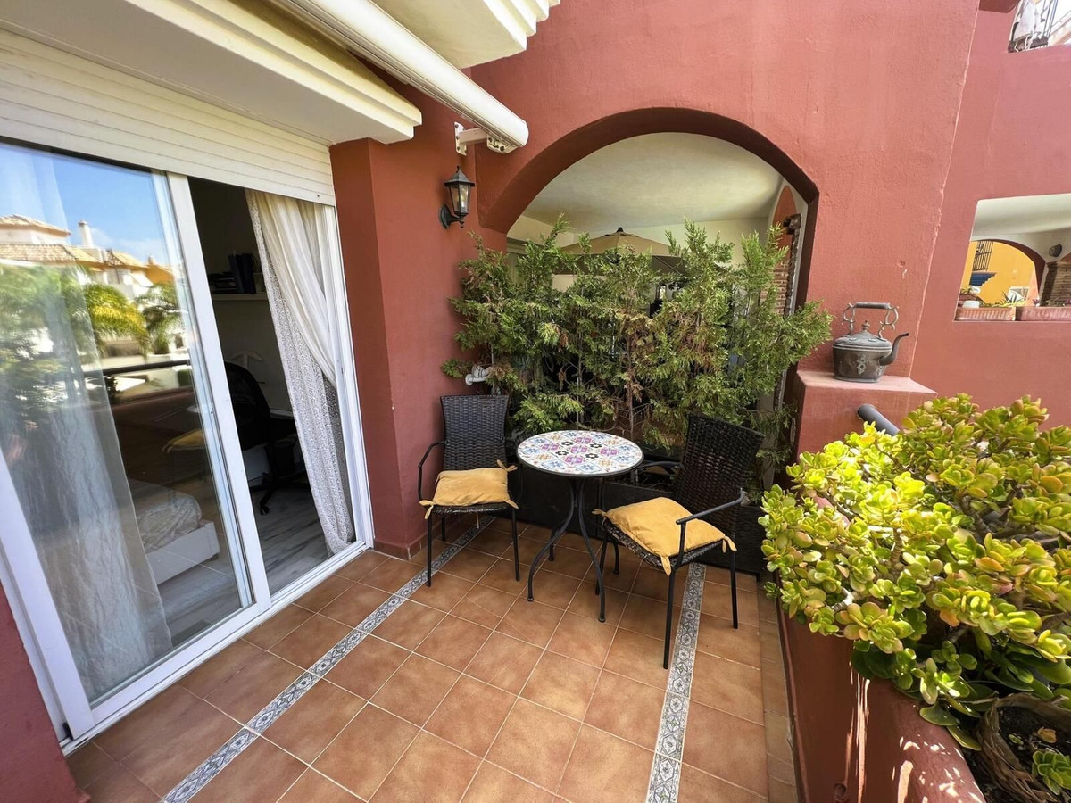 Apartment for sale in Marbella | 2 bedrooms H4802284
