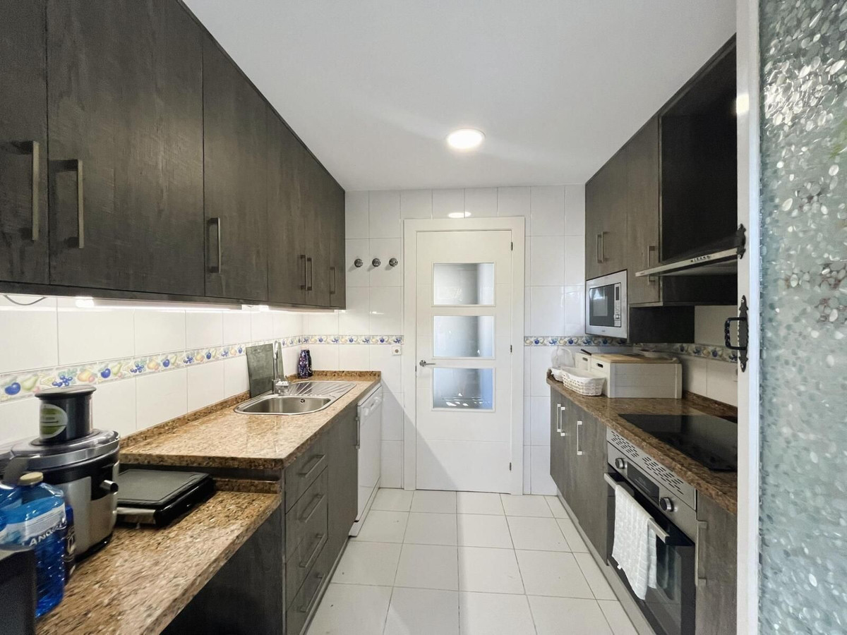 Apartment for sale in Marbella | 2 bedrooms H4802284