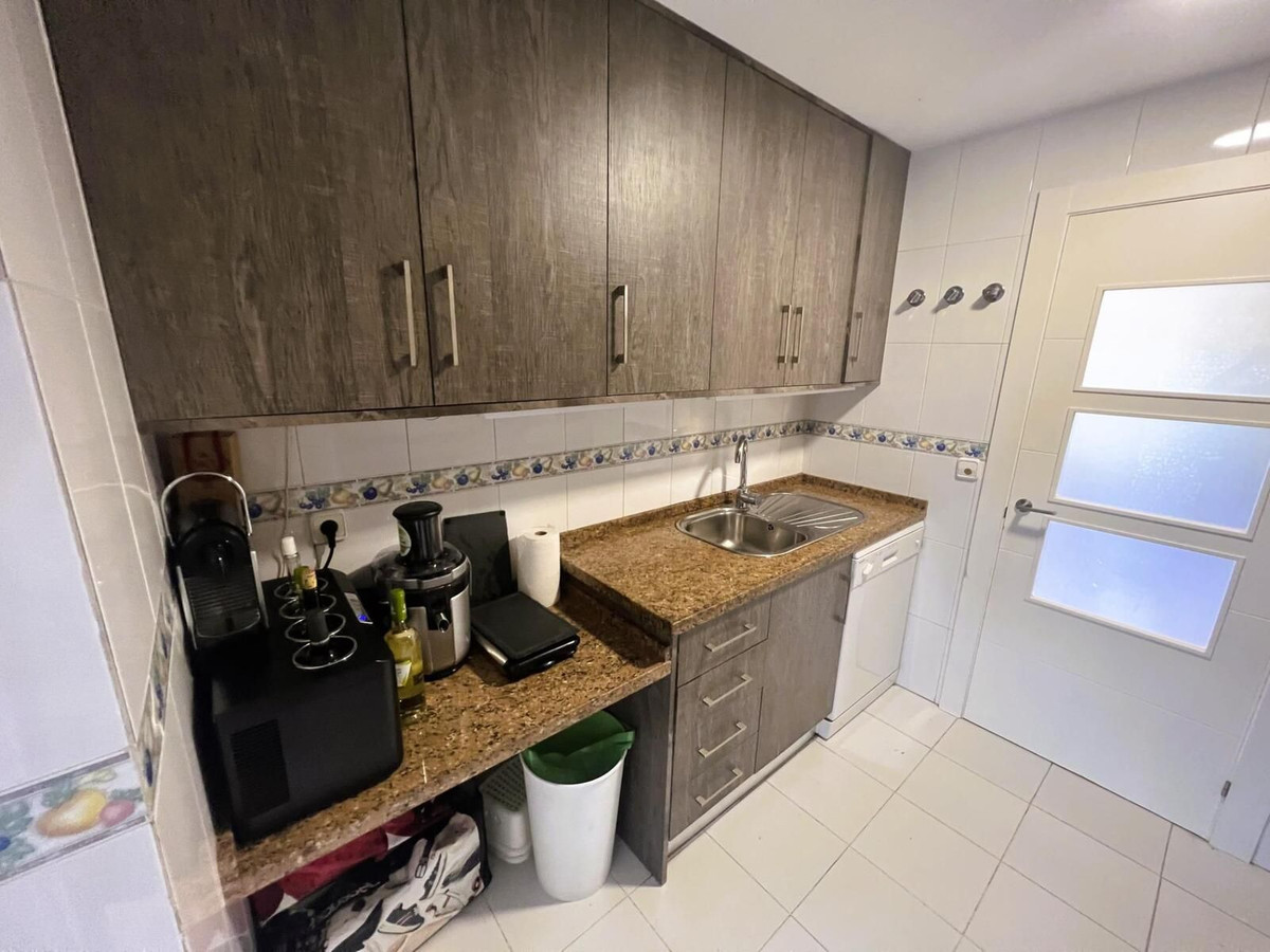 Apartment for sale in Marbella | 2 bedrooms H4802284