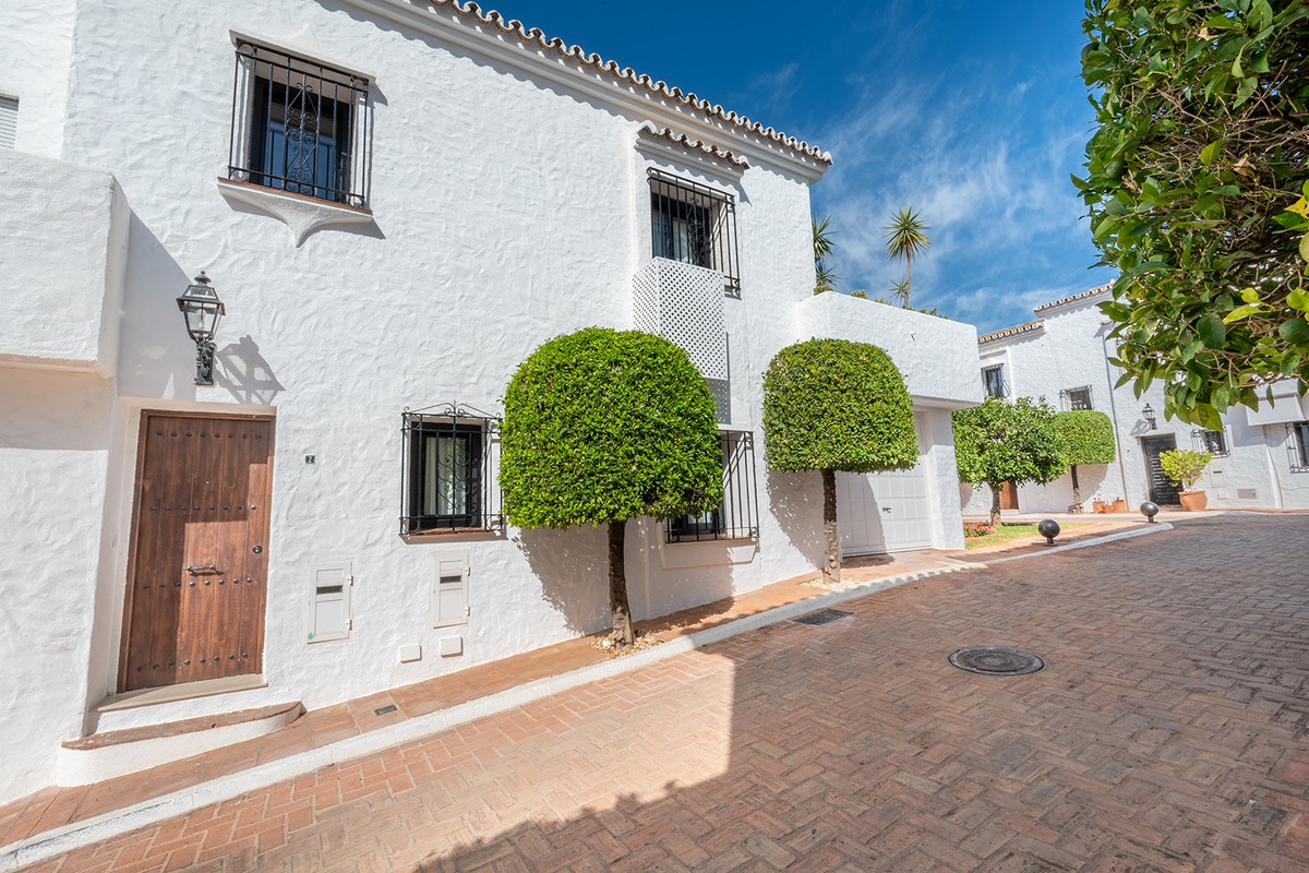 Geschakelde Woning in Las Brisas-8