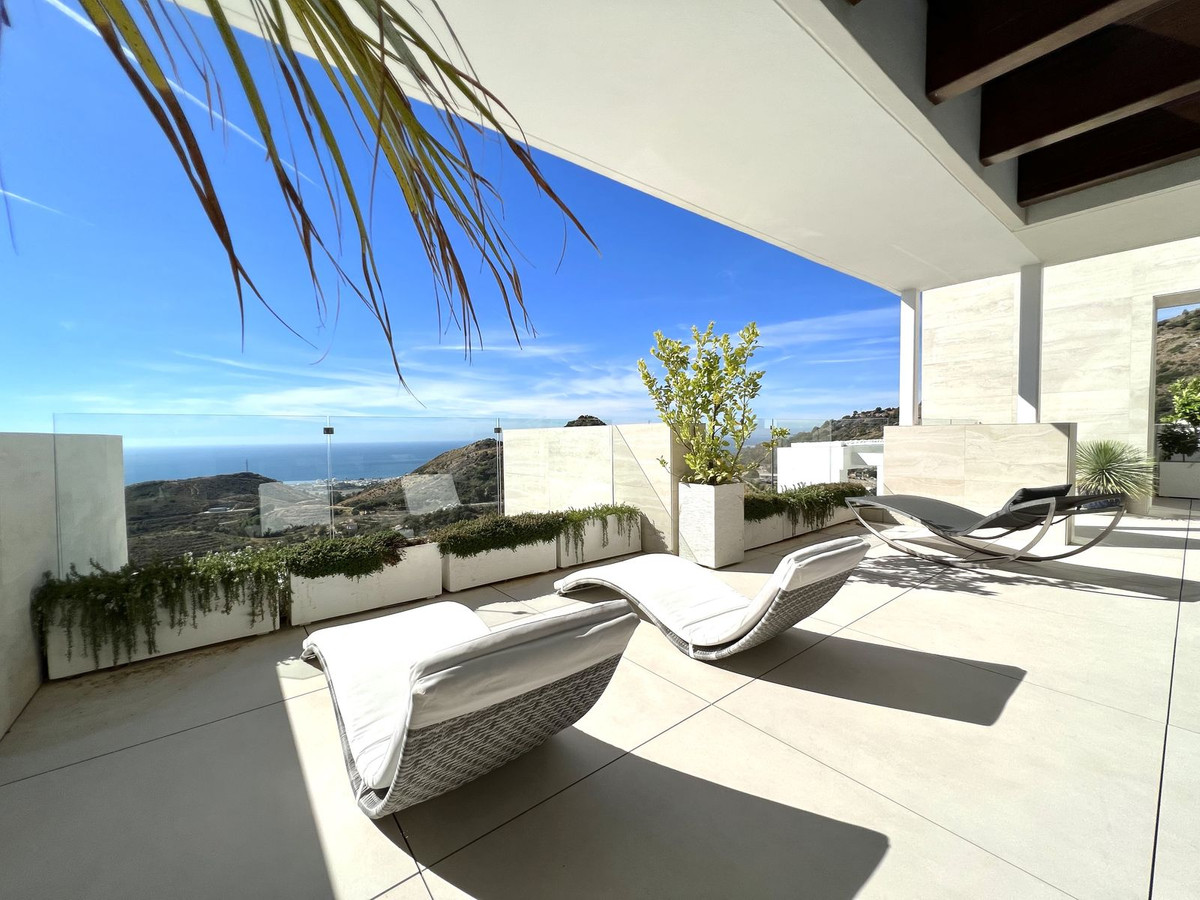 Property main view 32