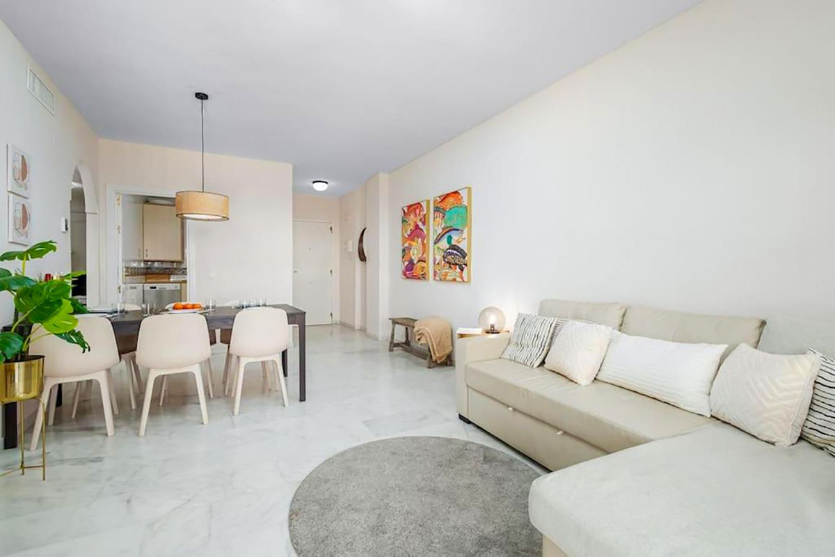 Tussenverdieping Appartement in Reserva de Marbella-11