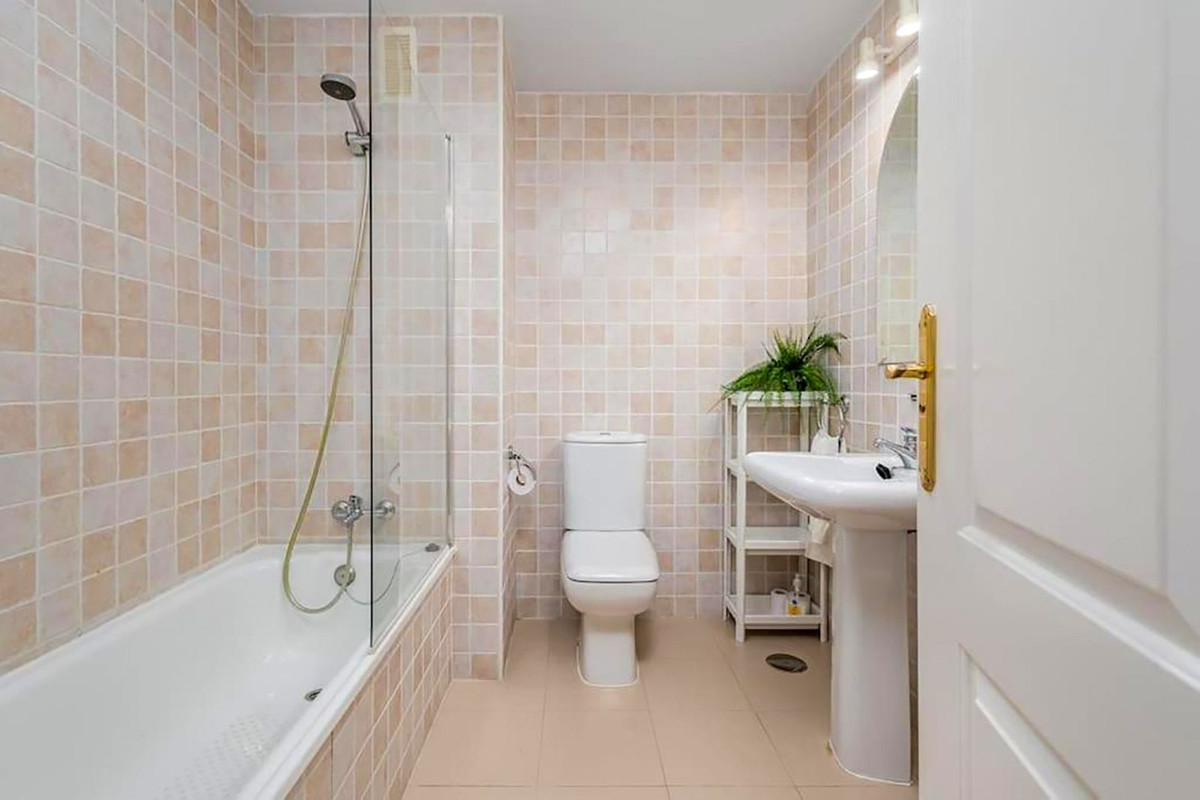 Tussenverdieping Appartement in Reserva de Marbella-16