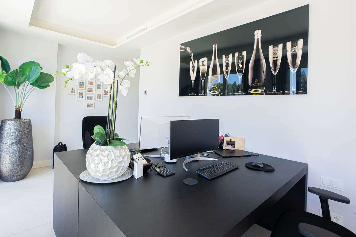 Apartment te koop in Marbella | 3 slaapkamers H4939033