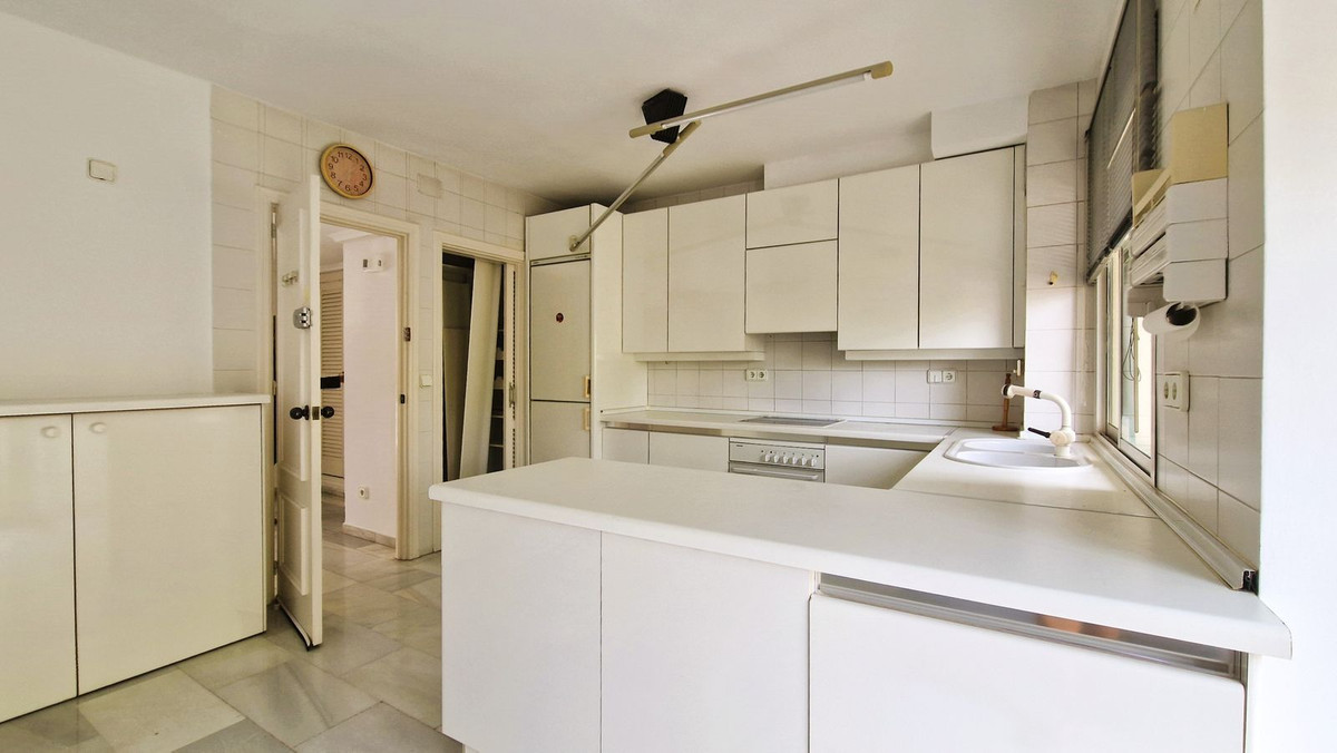 Penthouse te koop in Marbella | 4 slaapkamers H4990942