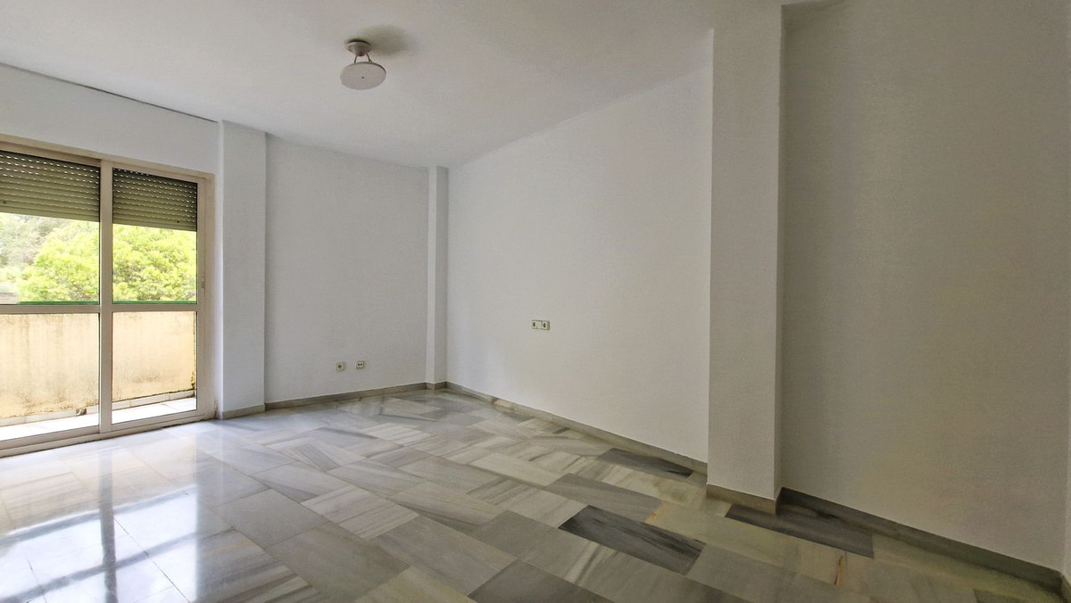 Penthouse te koop in Marbella | 4 slaapkamers H4990942