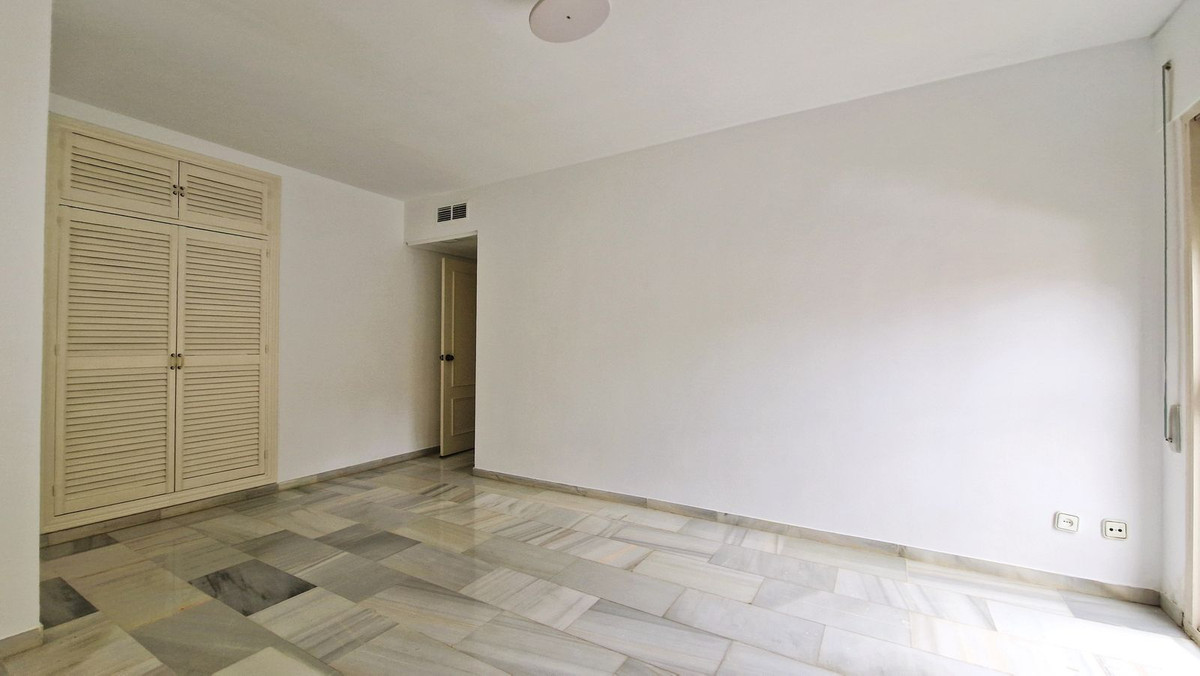 Penthouse te koop in Marbella | 4 slaapkamers H4990942