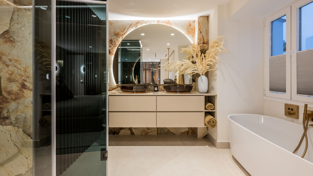 Appartement te koop in Marbella | 3 slaapkamers H5001490