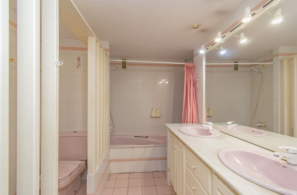 Penthouse te koop in Marbella | 4 slaapkamers H5004457