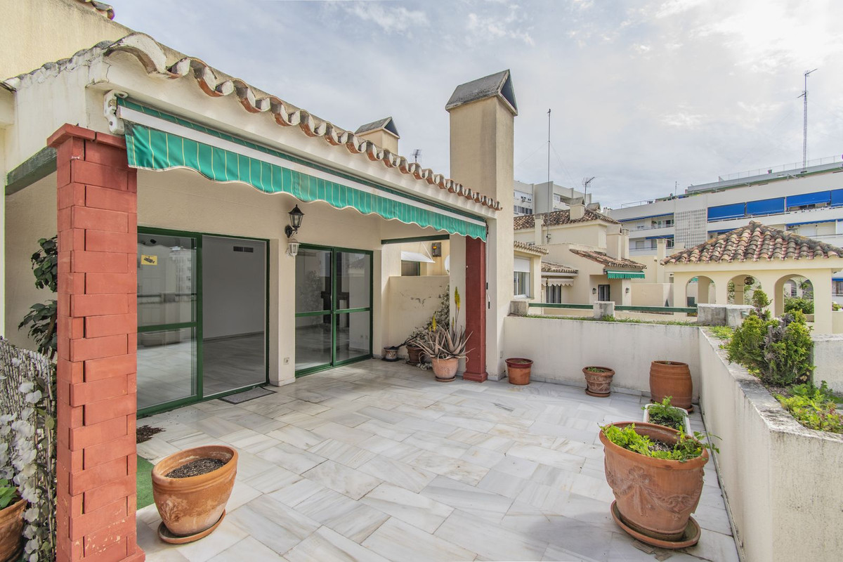 Penthouse te koop in Marbella | 4 slaapkamers H5004457
