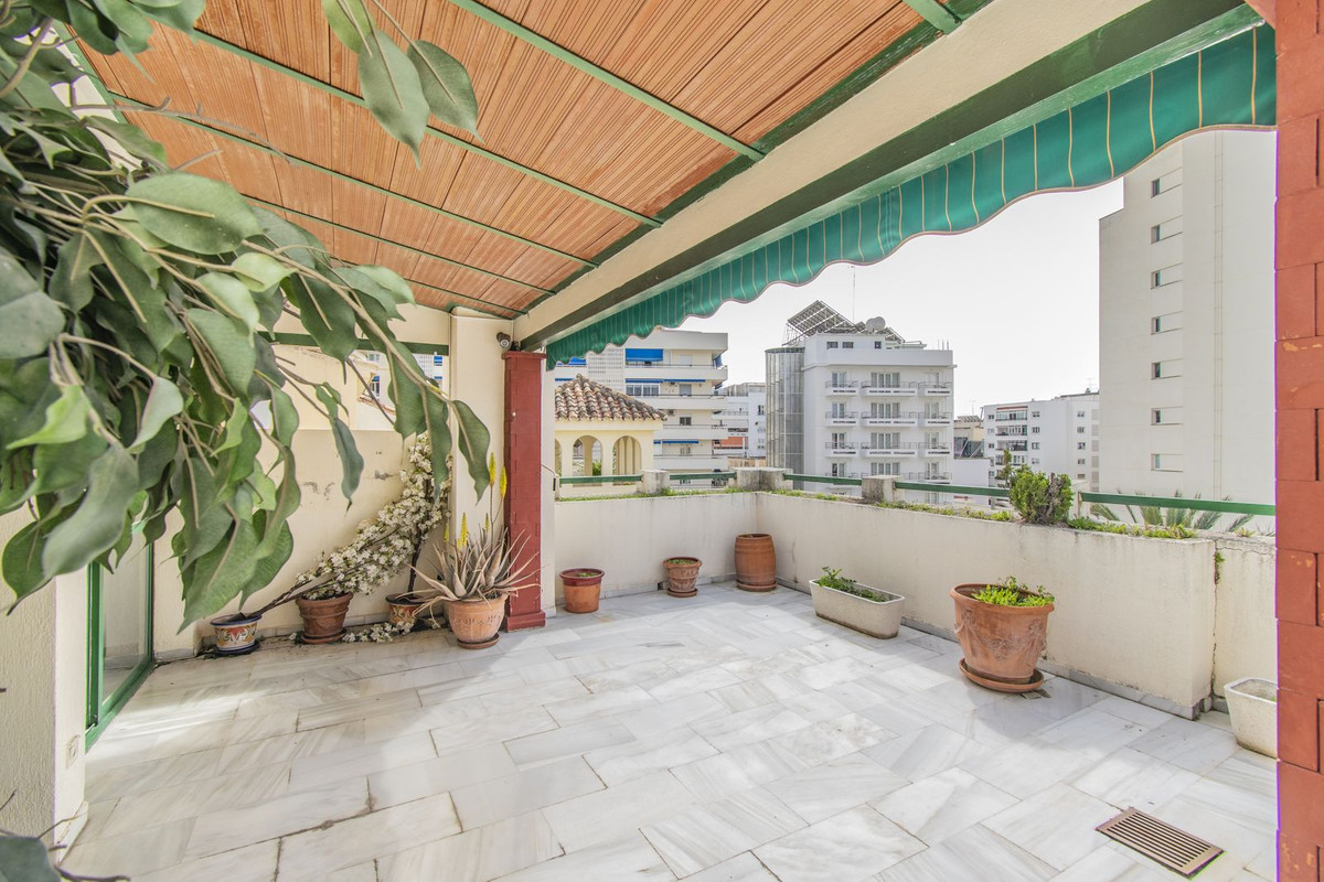 Penthouse te koop in Marbella | 4 slaapkamers H5004457