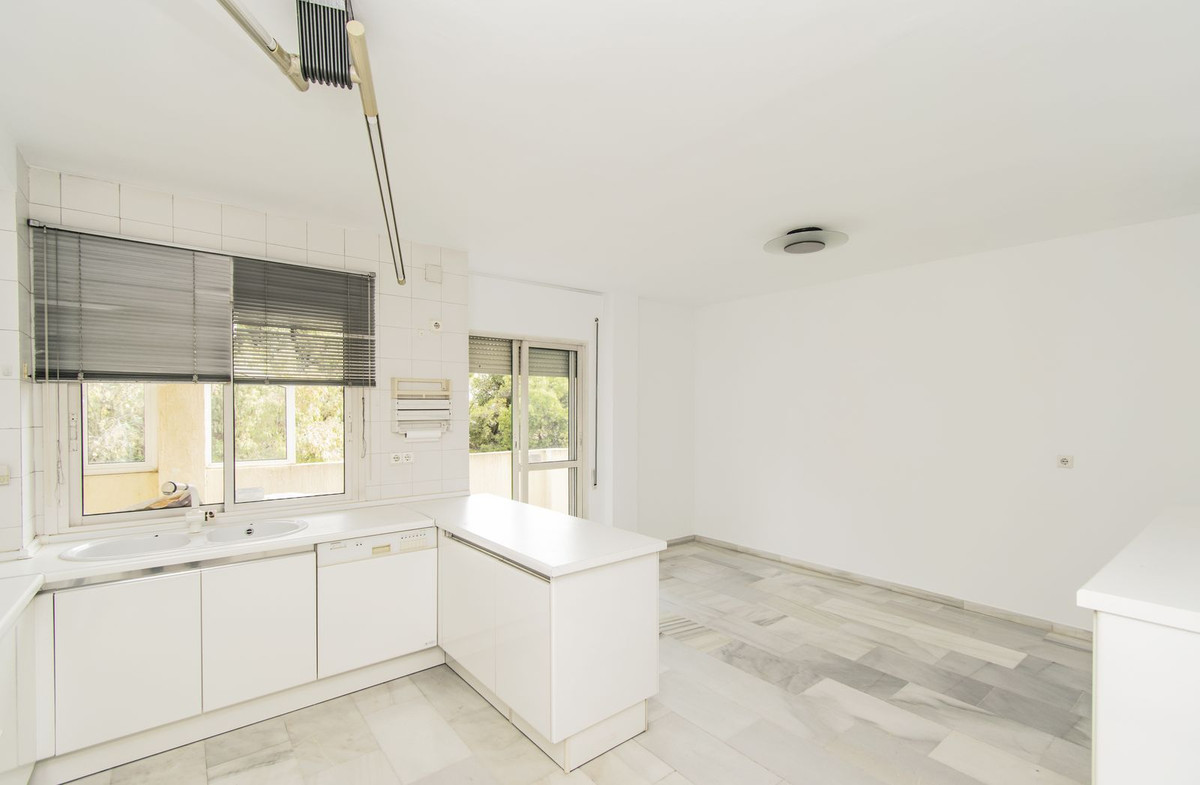 Penthouse te koop in Marbella | 4 slaapkamers H5004457