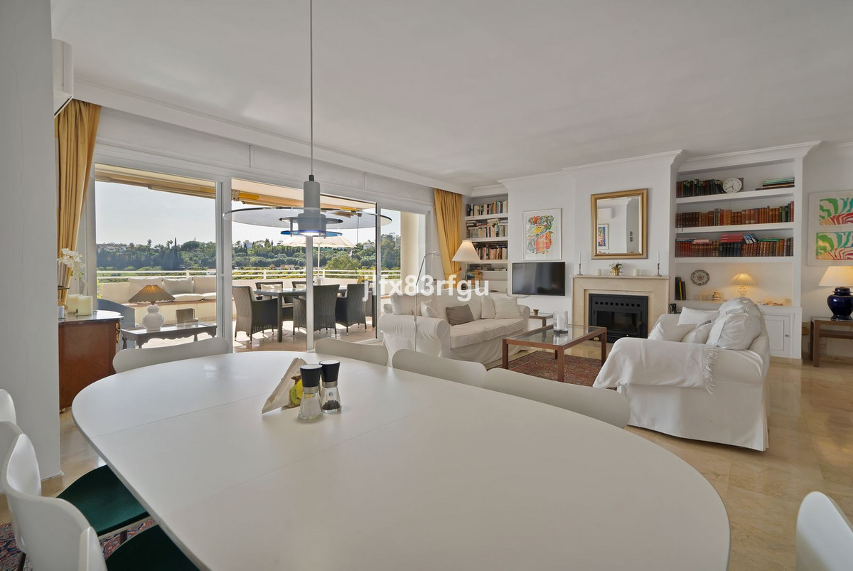 Tussenverdieping Appartement in Guadalmina Alta-6
