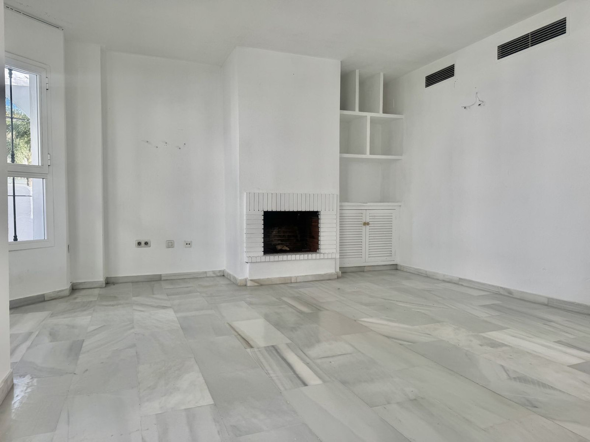 Tussenverdieping Appartement in Marbella-2