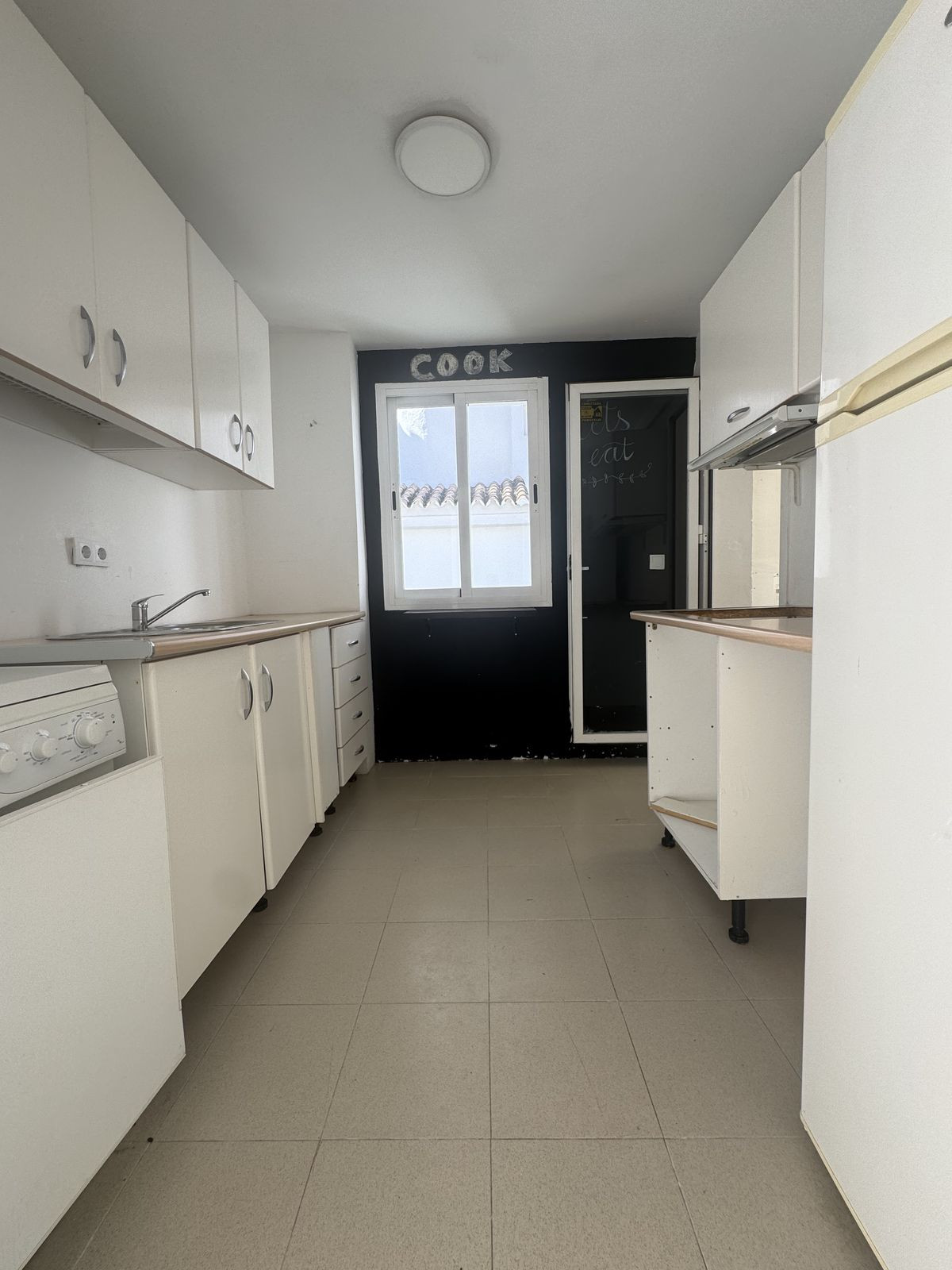 Tussenverdieping Appartement in Marbella-4