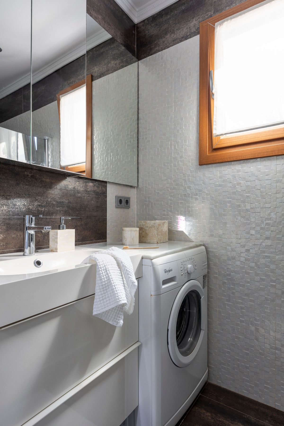 Property main view 16