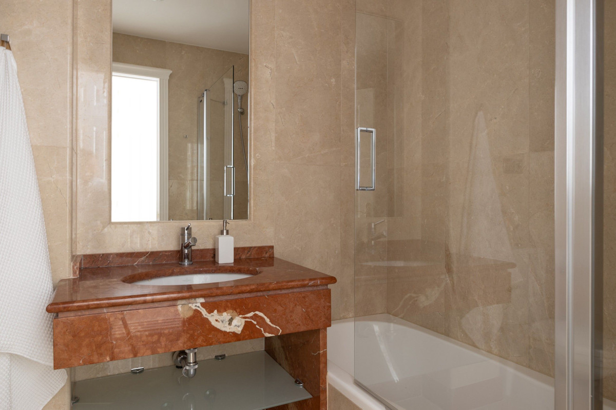 Appartement te koop in Marbella | 2 slaapkamers H5044975
