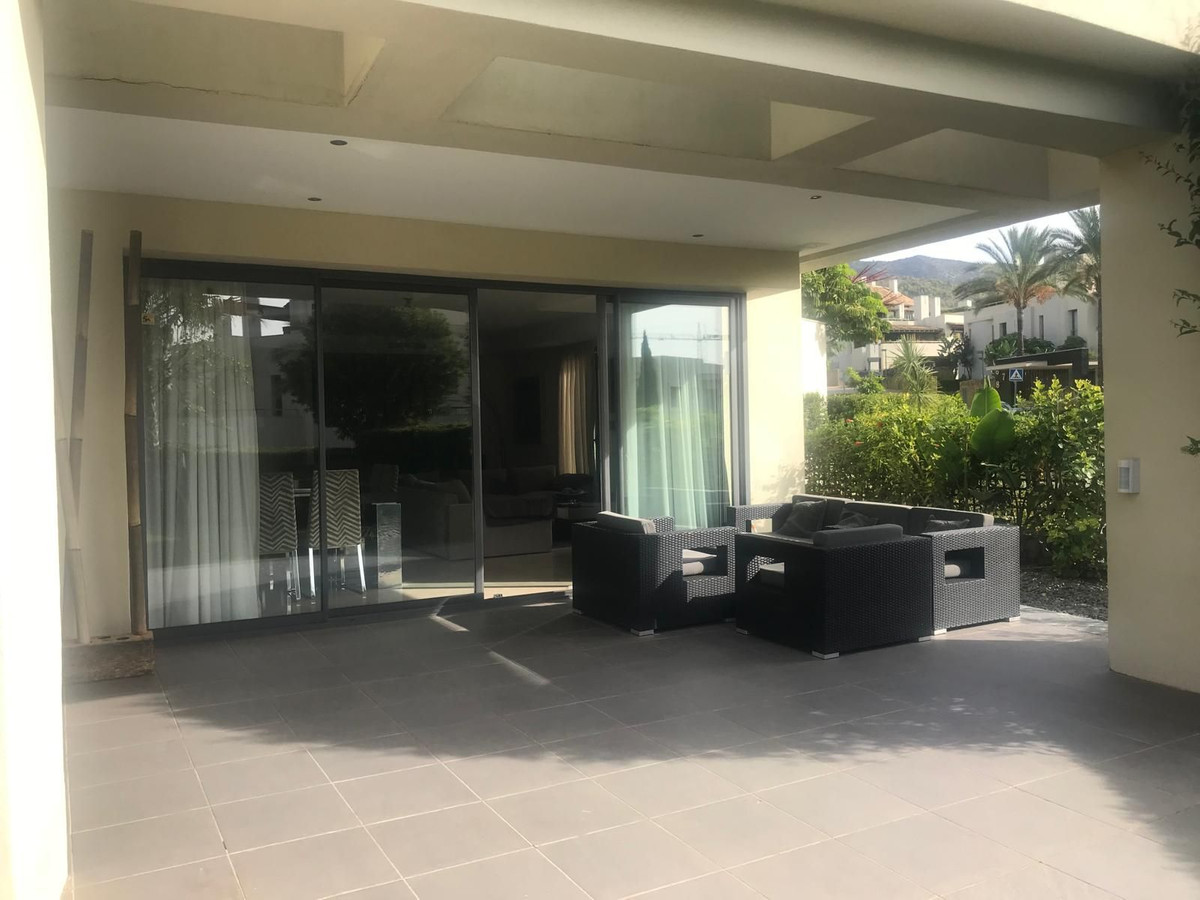 Appartement te koop in Marbella | 2 slaapkamers H5056534
