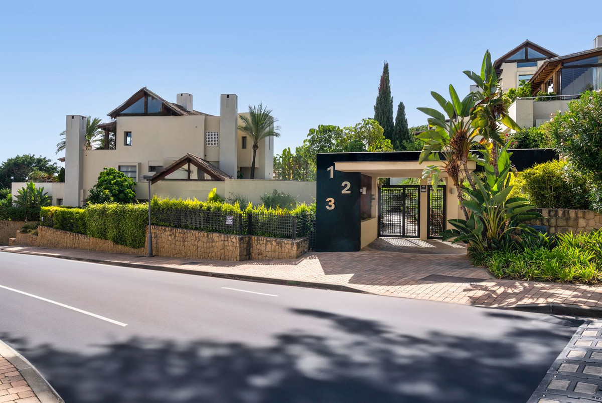Appartement te koop in Marbella | 2 slaapkamers H5056534