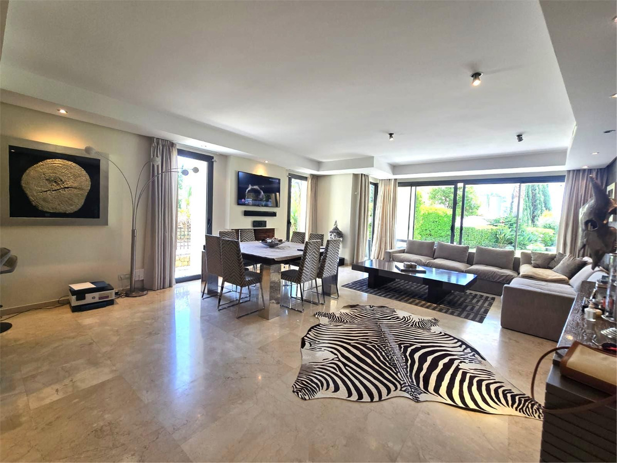Appartement te koop in Marbella | 2 slaapkamers H5056534