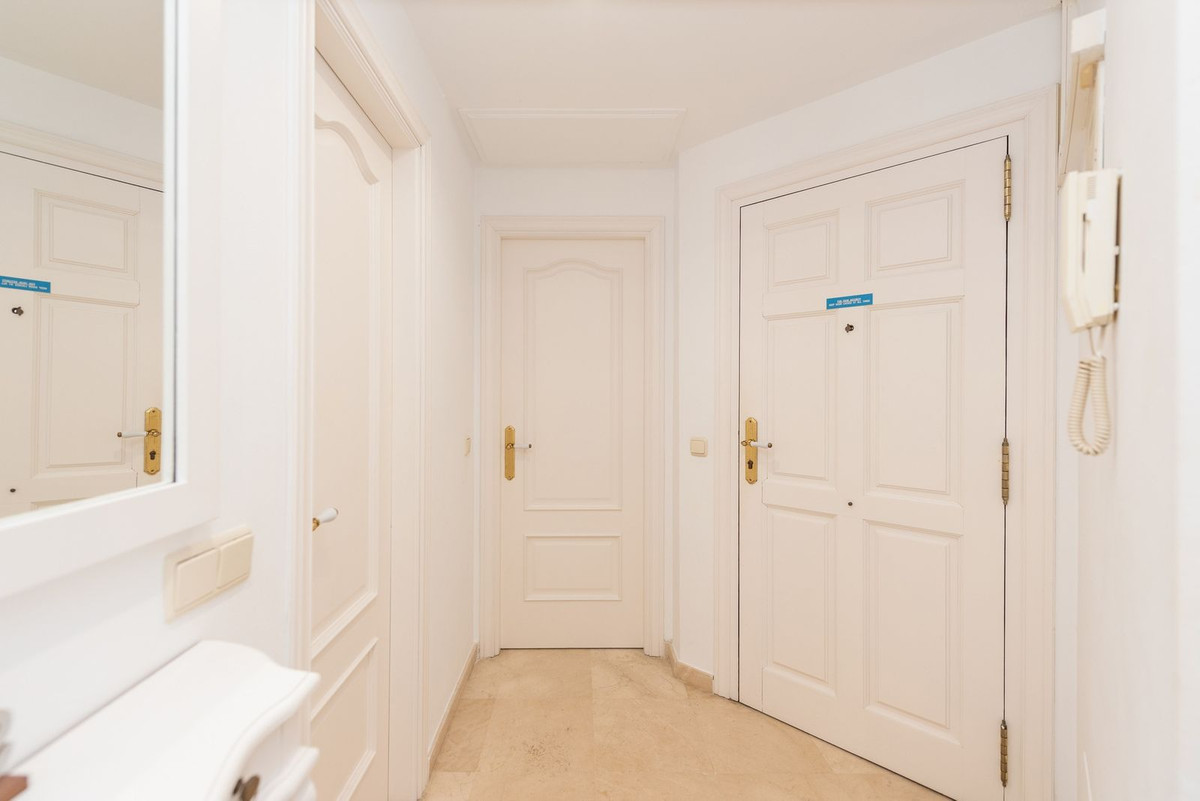 Appartement te koop in Marbella | 3 slaapkamers H5056615