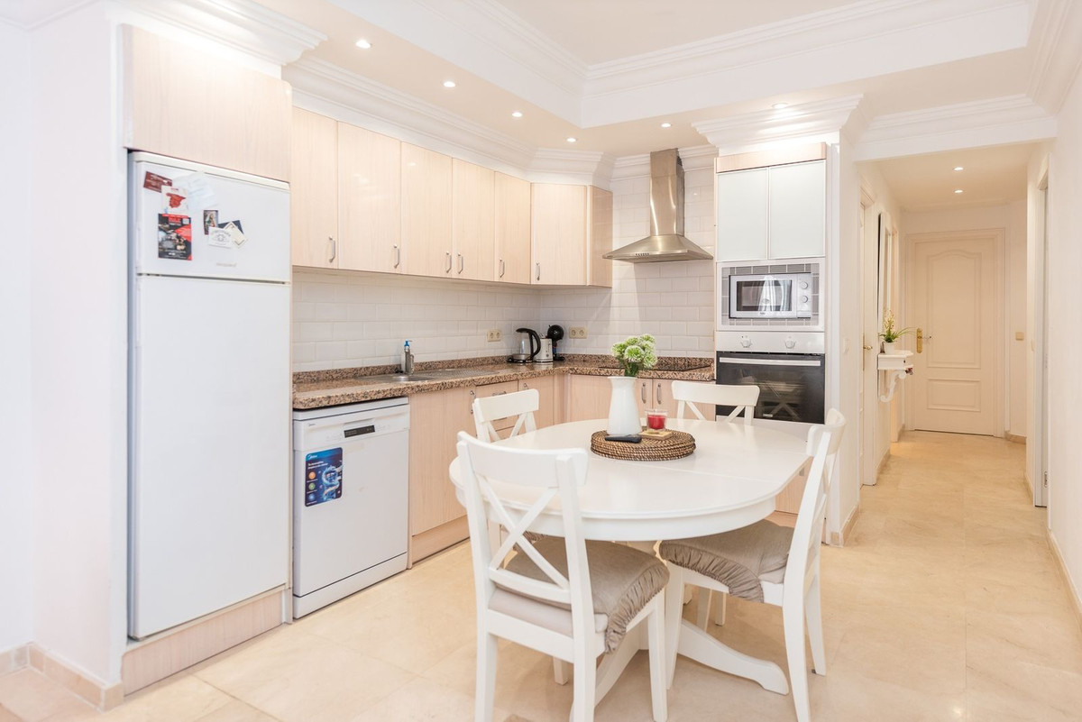Appartement te koop in Marbella | 3 slaapkamers H5056615