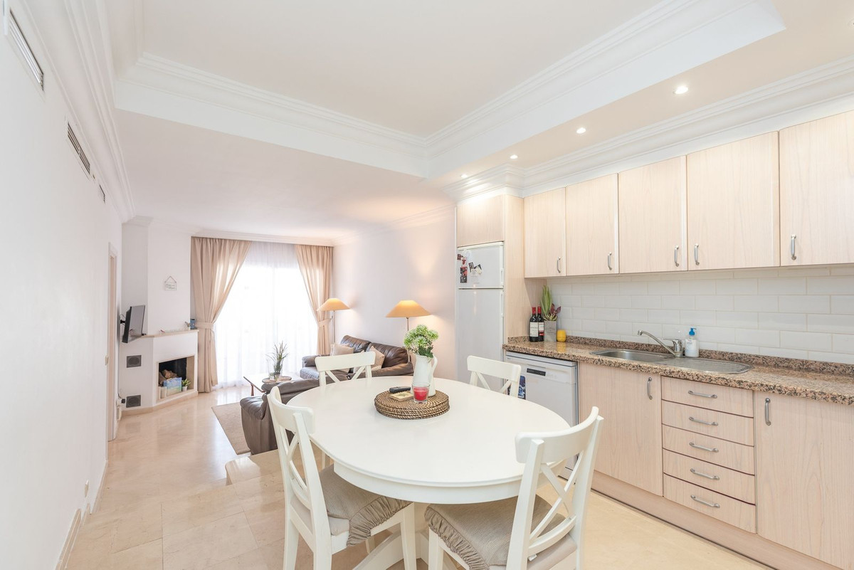 Appartement te koop in Marbella | 3 slaapkamers H5056615