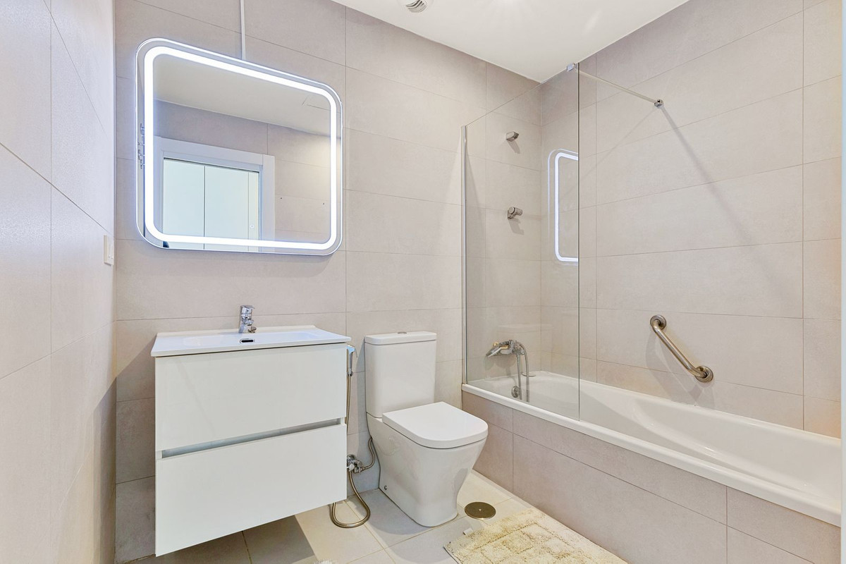 Appartement te koop in Marbella | 3 slaapkamers H5057701