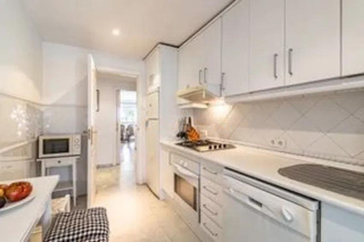 Apartment te koop in Marbella | 3 slaapkamers H5057779