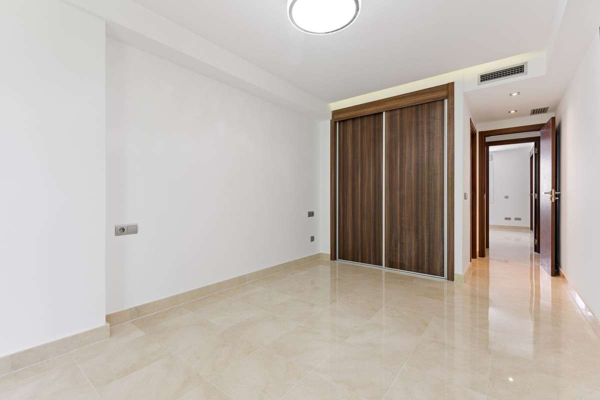 Appartement te koop in Marbella | 3 slaapkamers H5060872