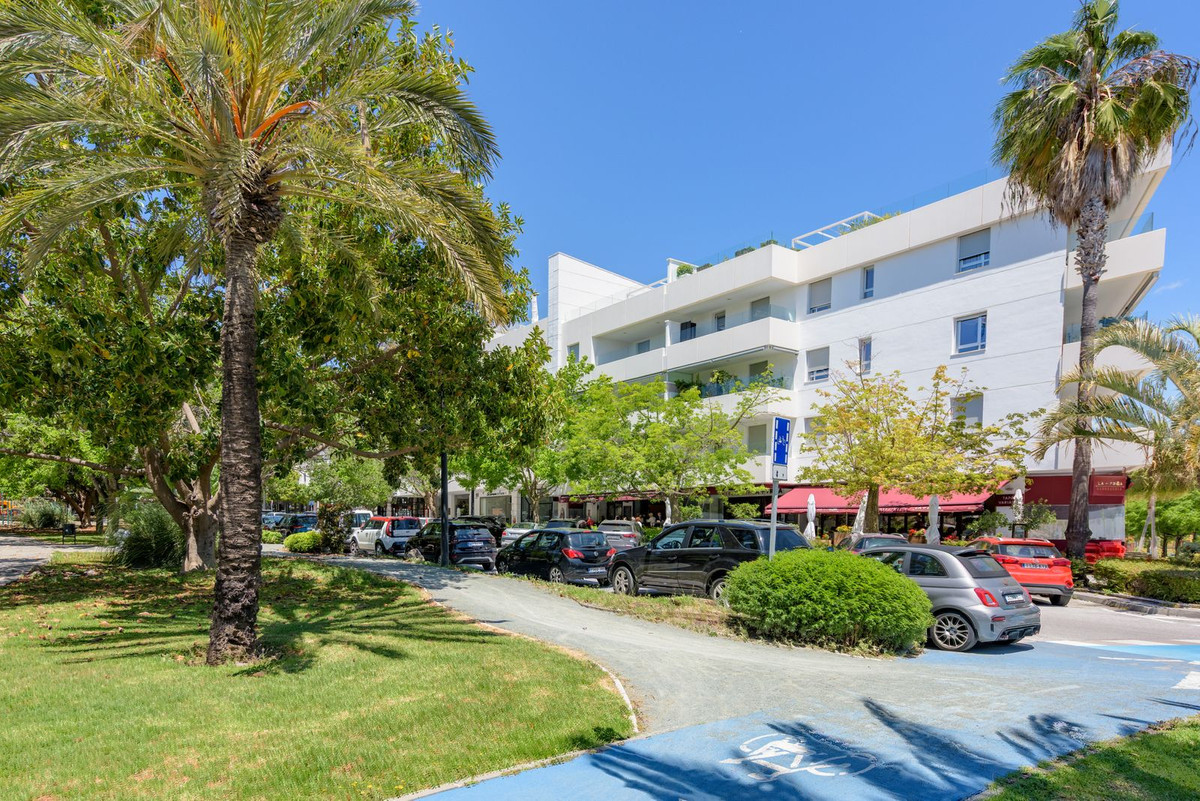 Appartement te koop in Marbella | 3 slaapkamers H5060872