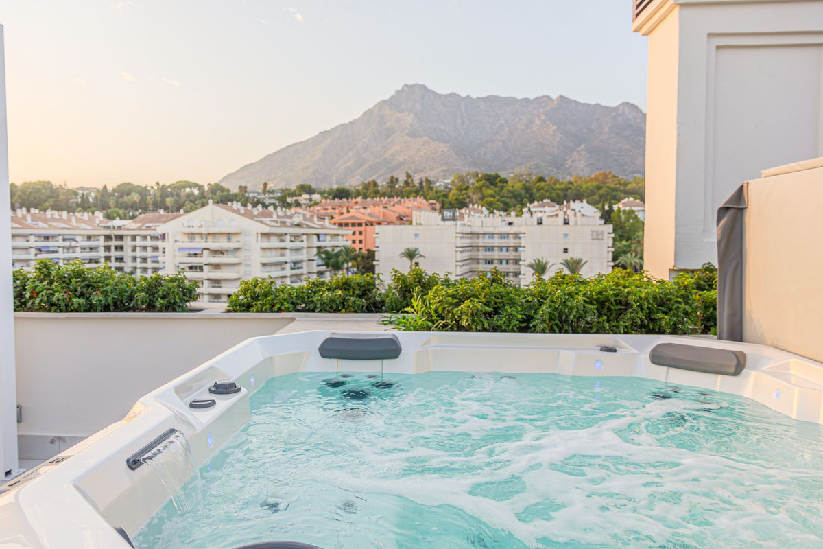 Penthouse te koop in Marbella | 2 slaapkamers H5061448