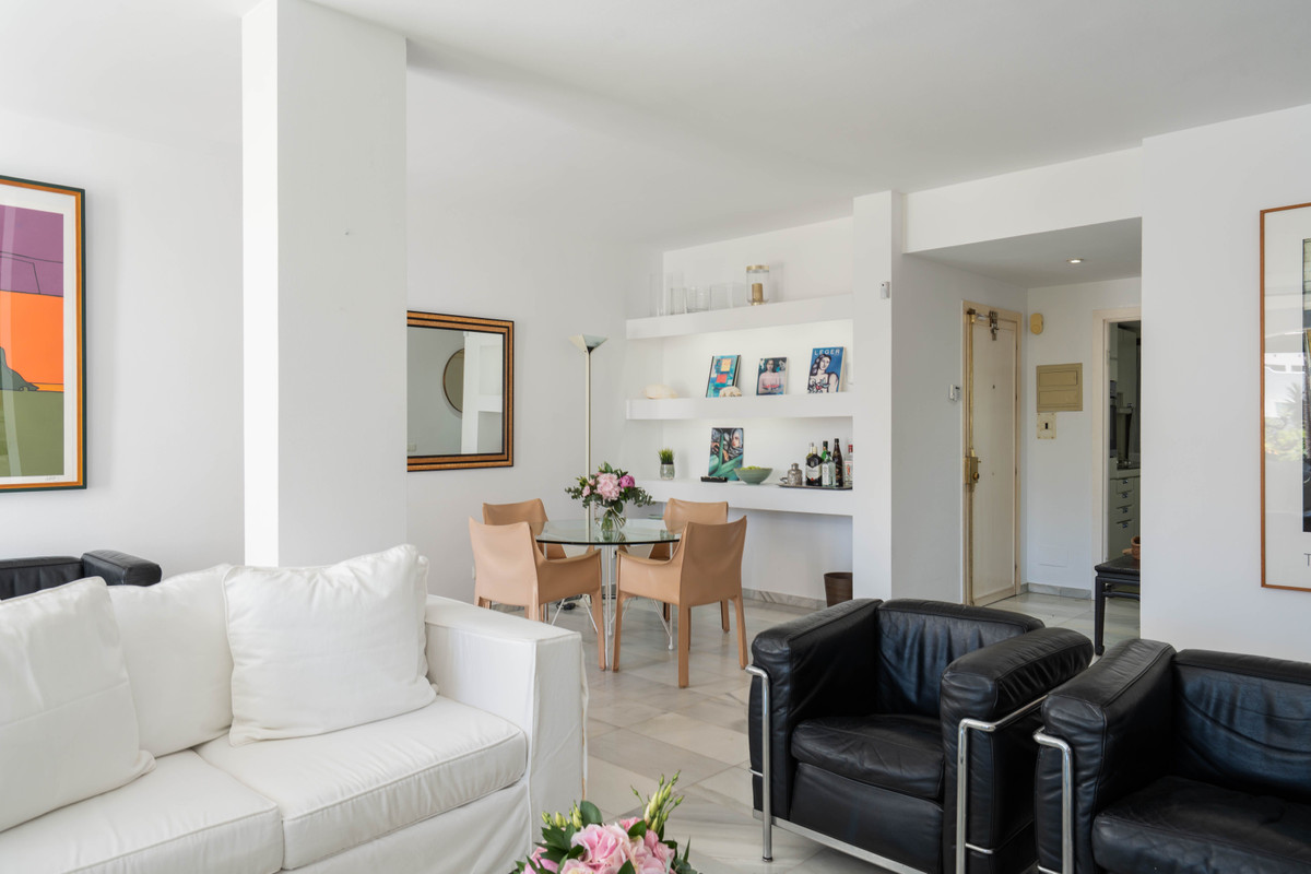 Appartement te koop in Marbella | 2 slaapkamers H5063005