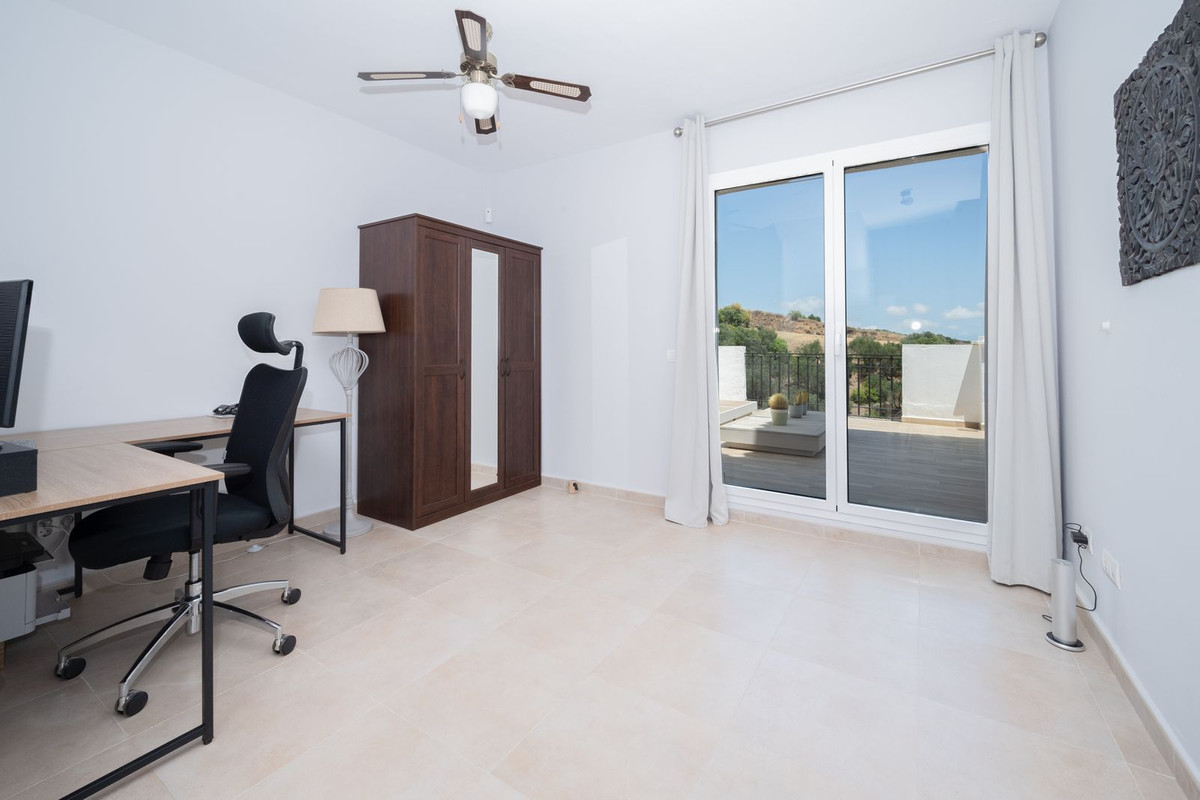 Penthouse te koop in Marbella | 4 slaapkamers H5078047