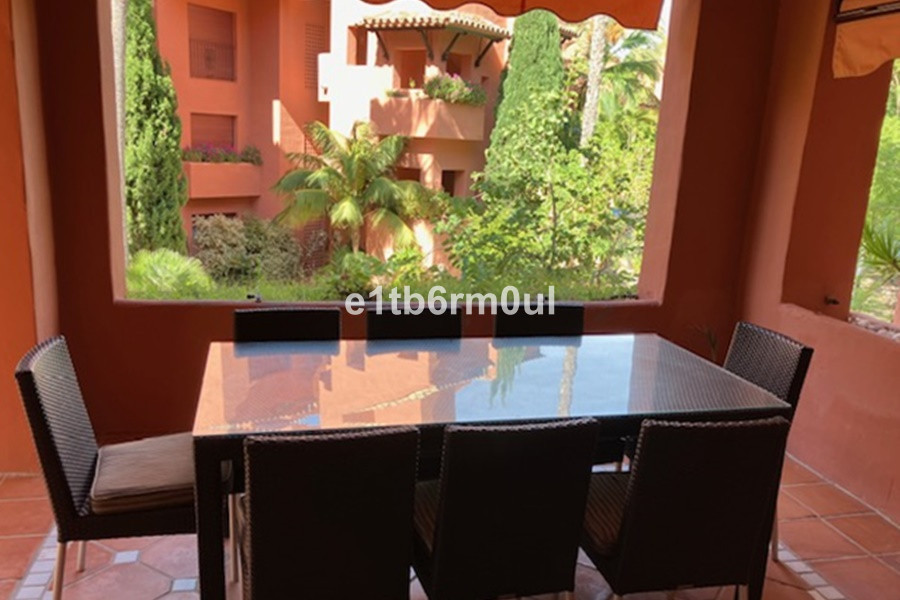 Appartement te koop in Marbella | 4 slaapkamers H5080339